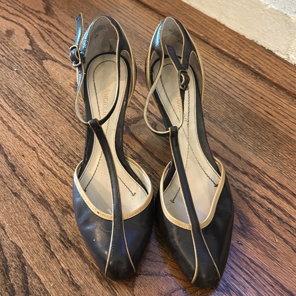 Enzo Angiolini T Strap Brown Heels Size 5